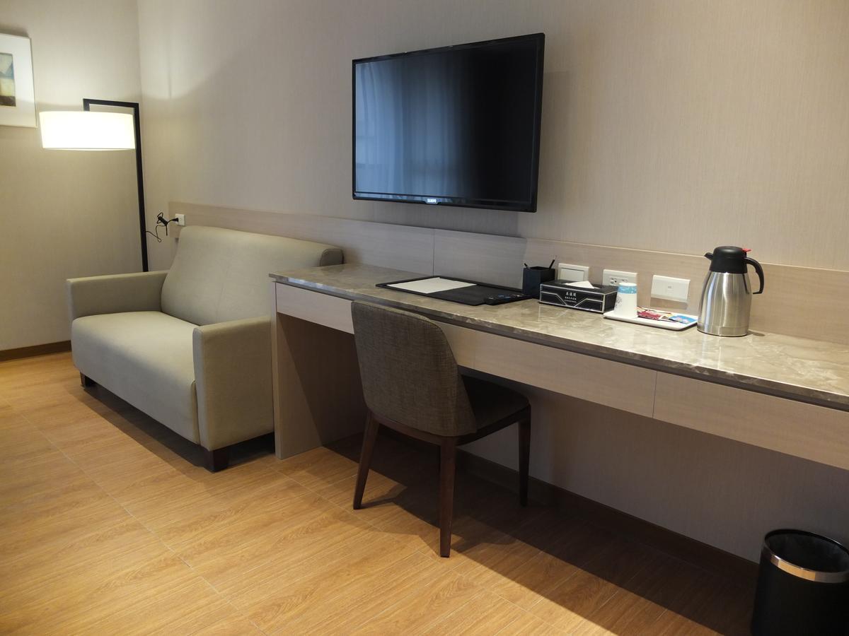 Verygood Business Hotel Huatan Экстерьер фото